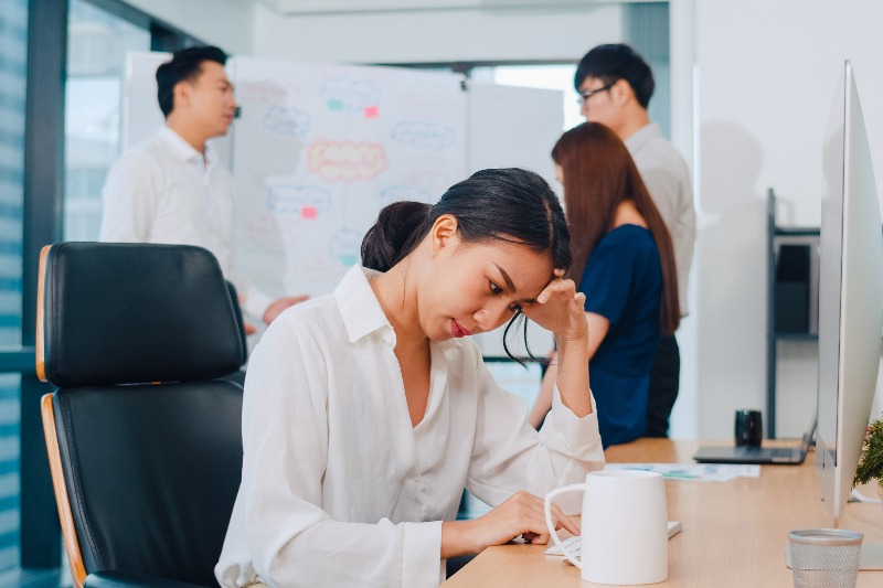 Mental Health Crisis: Peran Perusahaan di Tengah Lonjakan Stres Kerja